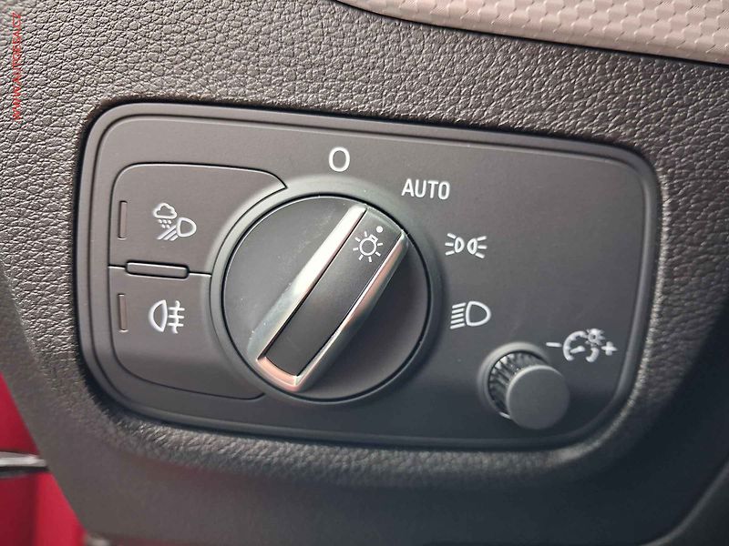 Audi Q2 (2018) 2.0 TFSi quattro, AT, LED - fotka 17 z 20