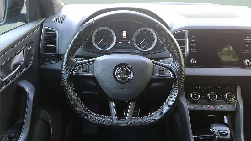 Škoda Karoq Sportline 1.5 TSI 110 kW DSG / - fotka 14 z 19