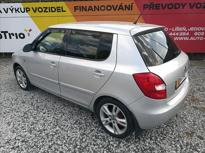 Škoda Fabia 1,4 i 16v klima - fotka 4 z 15