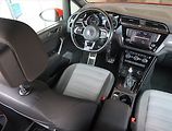Volkswagen Touran (2017) R-Line 2.0 TDI, Automat - náhled 7