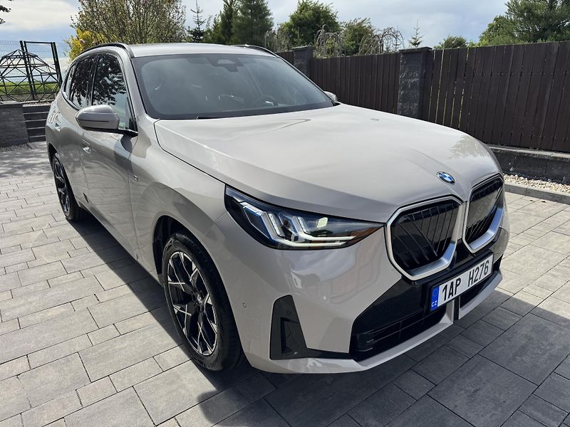 BMW X3 (2025) 20d Xdrive, M-paket, Záruka - fotka 2 z 33