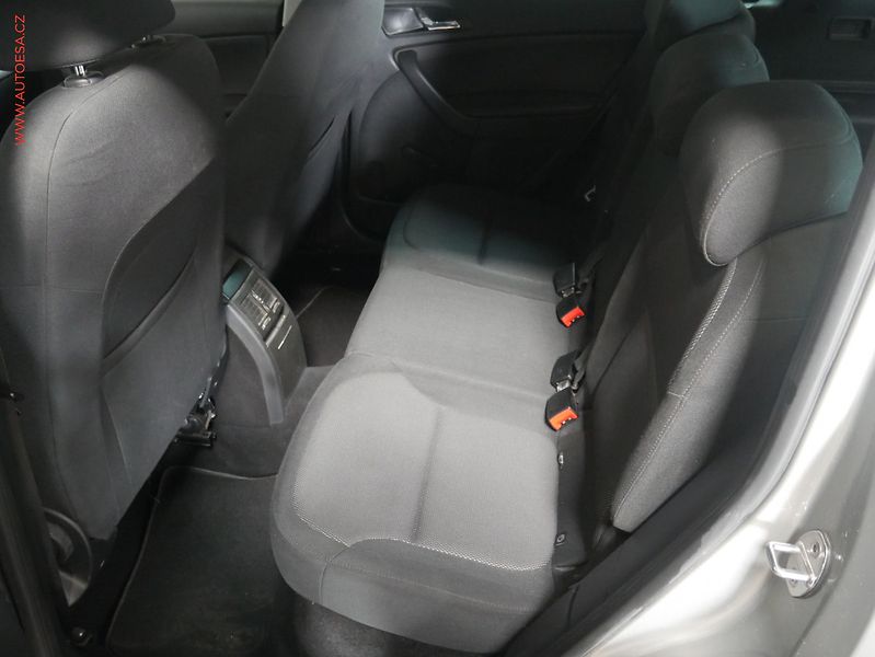 Škoda Yeti (2014) 2.0 TDi, ČR, Outdoor, TZ - fotka 10 z 18