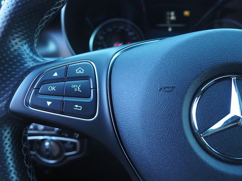 Mercedes-Benz Třídy V (2018) 250d 4Matic, 360 Kamera - fotka 24 z 38