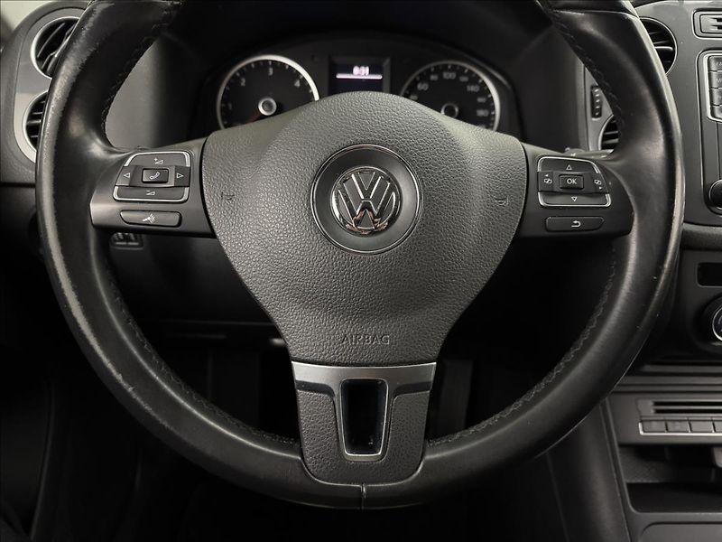 Volkswagen Tiguan 2,0 110kW 4X4 NAVI SERVIS TZ - fotka 9 z 41
