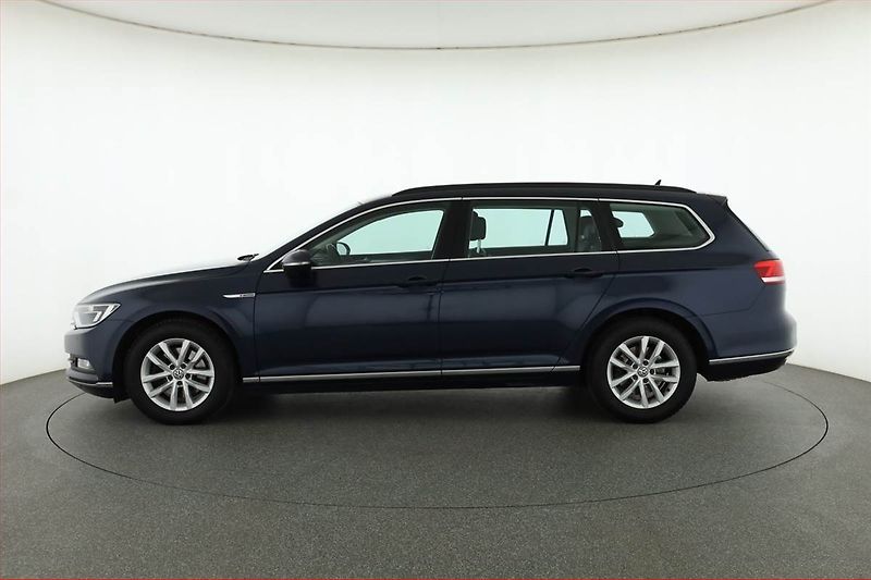 Volkswagen Passat (2016) Comfortline 2.0 TDI, 4X4 - fotka 3 z 18