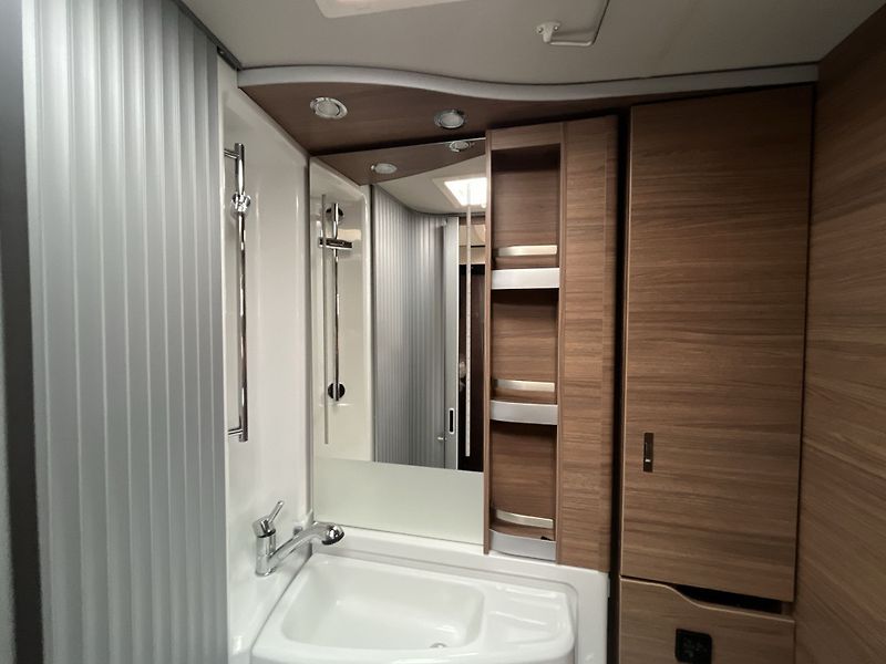 Knaus (2027) Van Ti VW 640 MEG Vansation - fotka 20 z 21