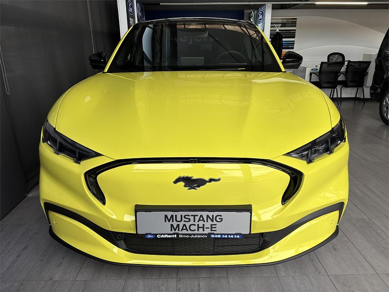 Ford Mustang Mach-E Premium, 5dveřová, 88 kWh PROD - fotka 2 z 9