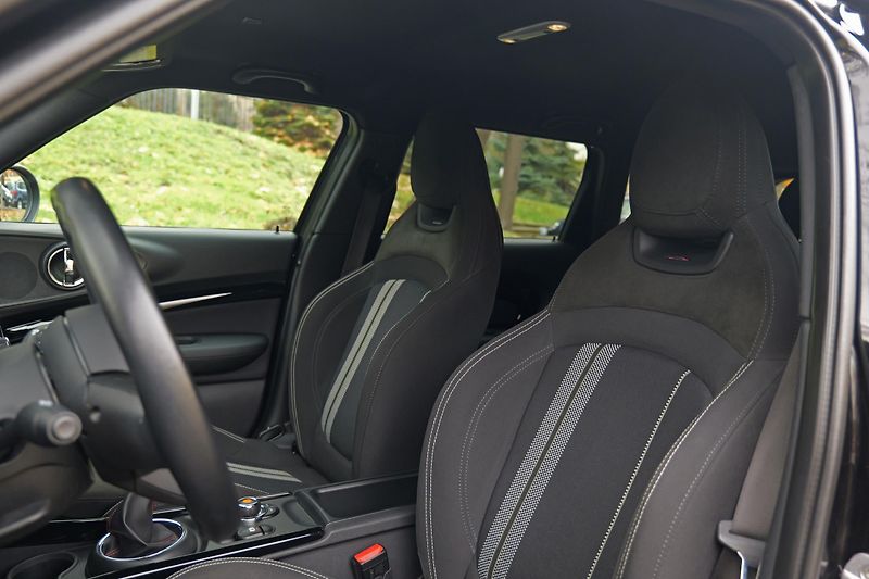Mini Clubman 100 kW JCW paket LED Navi - fotka 15 z 40