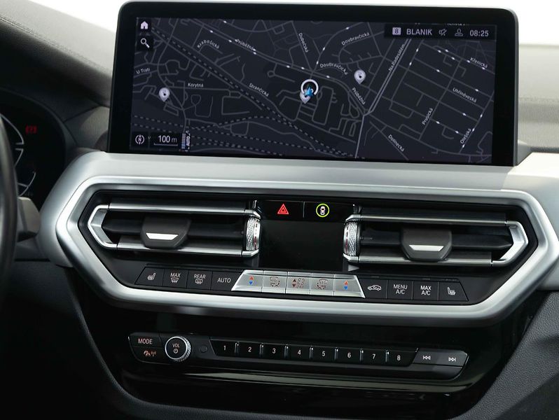 BMW iX3 M Sport - fotka 15 z 23