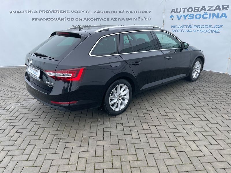 Škoda Superb (2018) 2.0TDi 110kW 4x4! STYLE++! - fotka 4 z 43