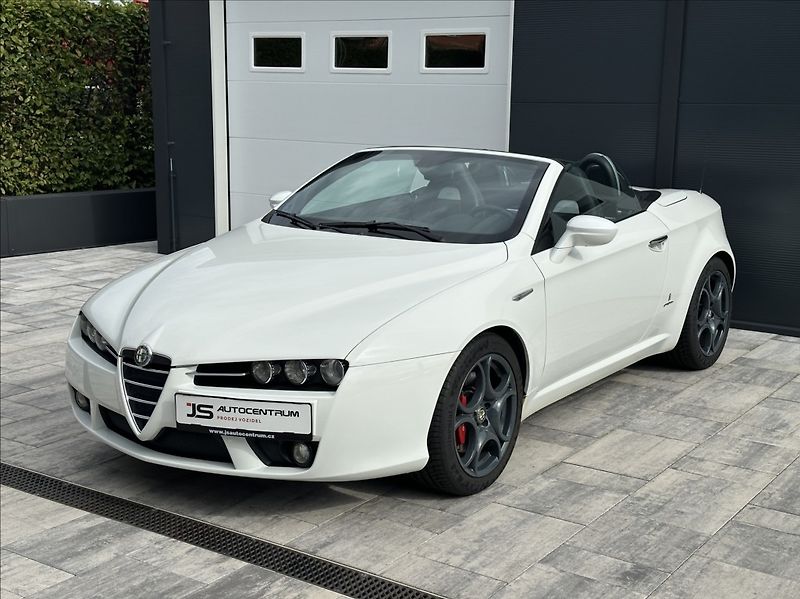 Alfa Romeo Spider 2,2 JTS 185PS  Exclusive - fotka 2 z 48