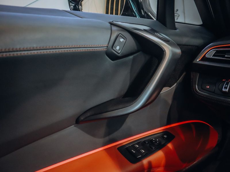BMW i8 Ultimate Sophisto Edition Kupé - fotka 9 z 35