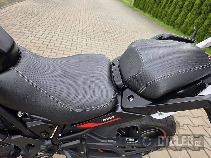 Benelli TRK 702 (2023) - fotka 15 z 20
