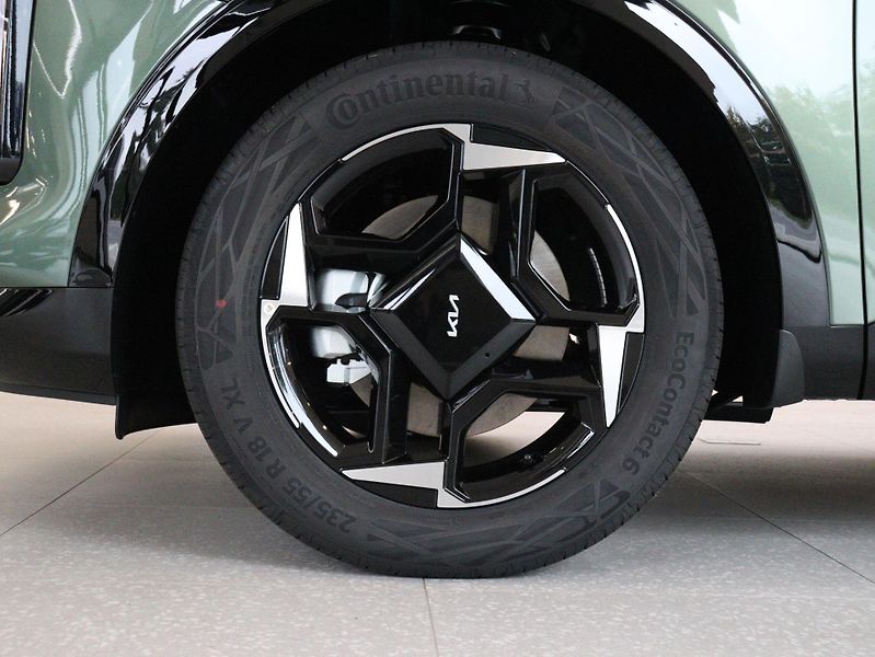 Kia Sportage TOP 1.6 T-GDI GPF 7DCT 4x2 - fotka 17 z 17