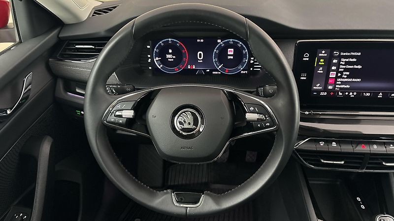 Škoda Octavia 2.0 TDI Style - fotka 9 z 26