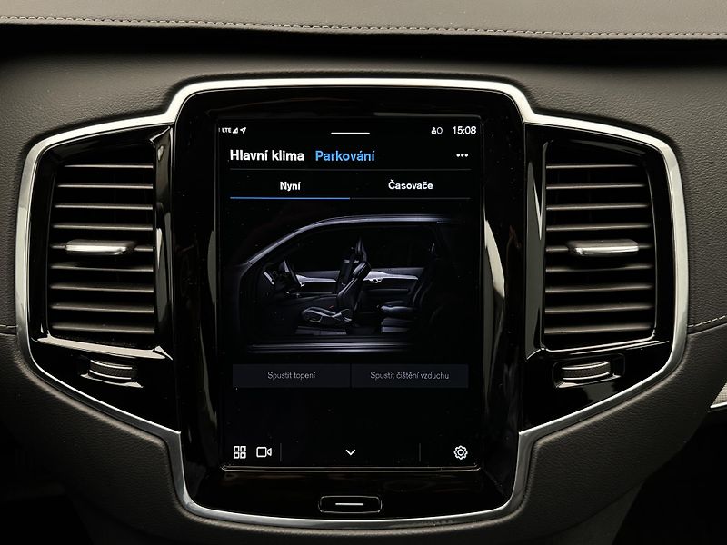 Volvo XC90 B5 AWD PLUS BRIGHT AUT CZ - fotka 38 z 53