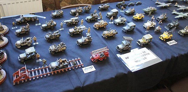 Pohled na kolekci tříndesítek Jeepů Jaroslava Žampacha při letošní Všeobecné modelářské výstavě v Proboštově u Teplic., zdroj: Deník/Edvard D. Beneš