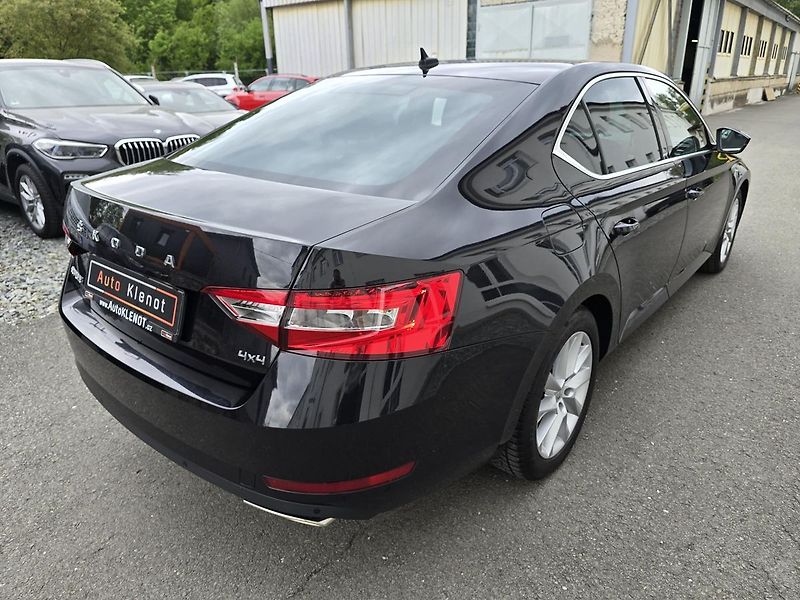 Škoda Superb 200kW 4x4 DSG WEBASTO - fotka 4 z 24