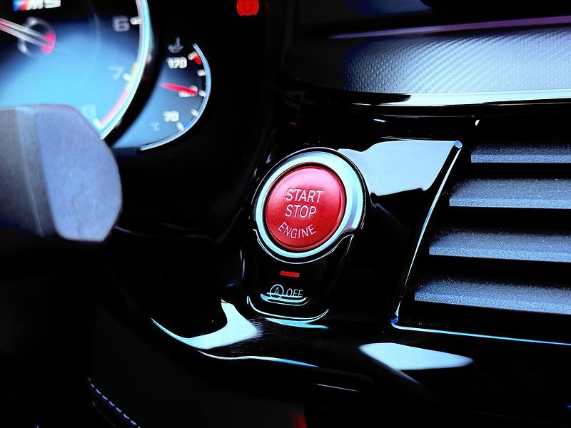 BMW M5 xDrive, H&K, ČR, Carbon - fotka 38 z 42
