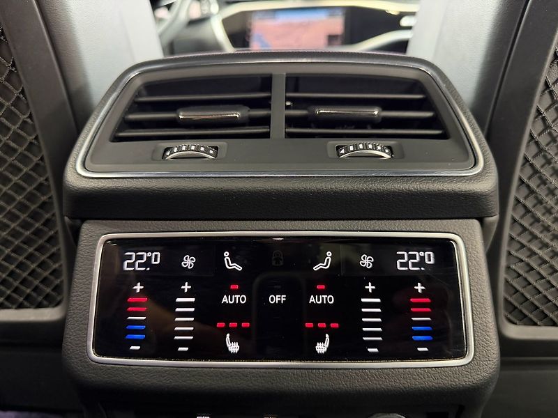 Audi S7 253KW QUATTRO SPORTBACK,  BANG - fotka 27 z 30