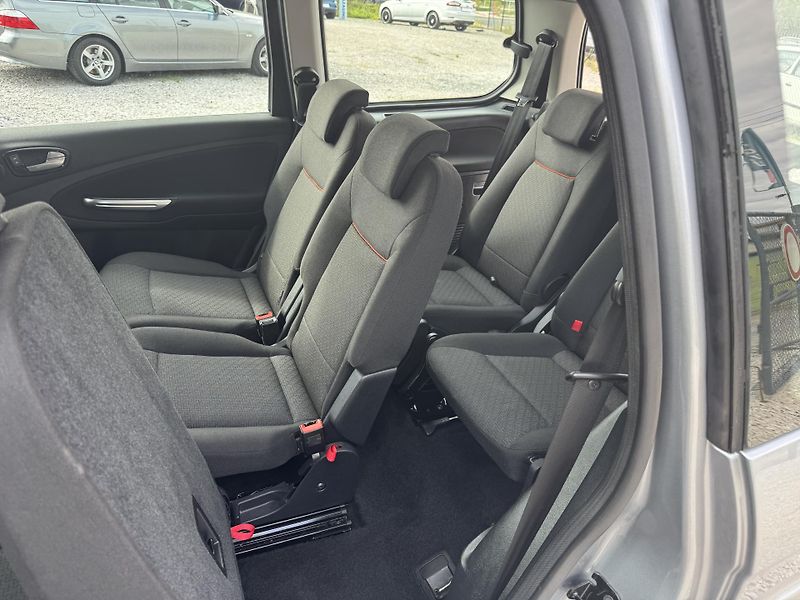 Ford Galaxy 2.0-16V(107KW)7SEDAČEK - fotka 27 z 45
