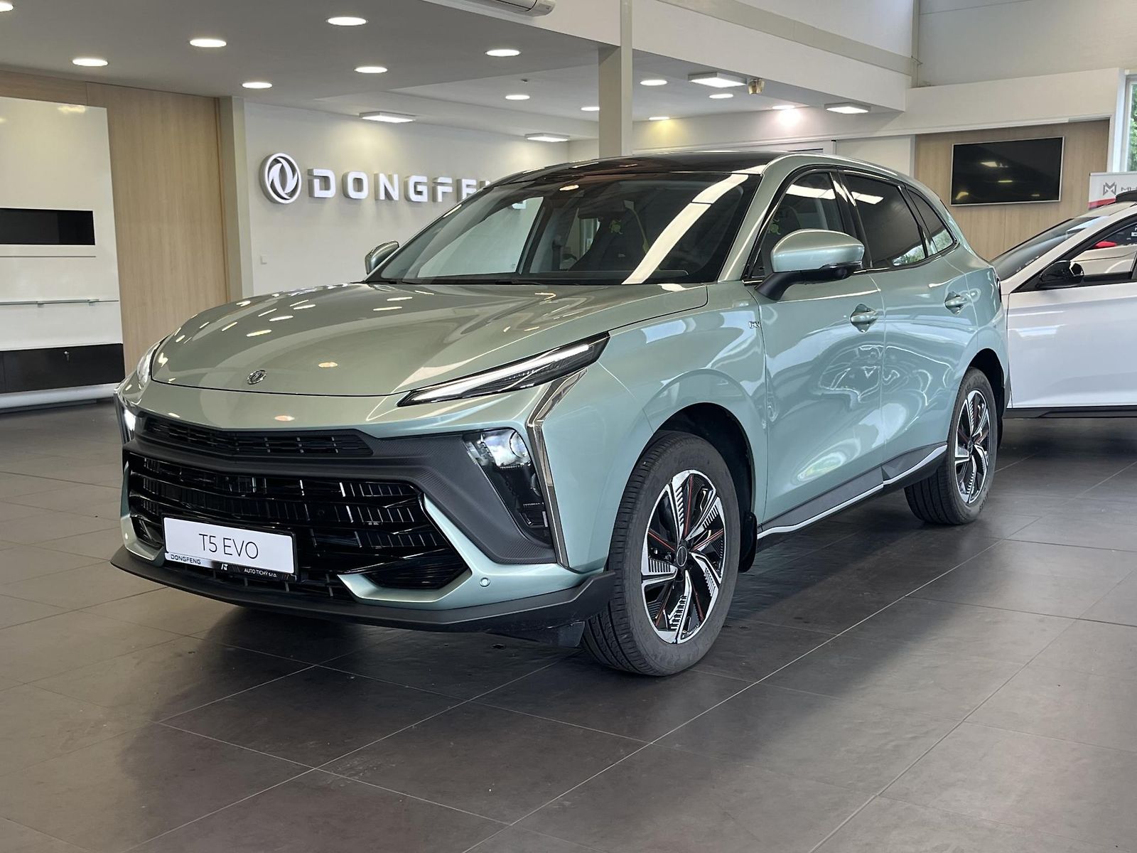 Dongfeng T5 EVO HEV