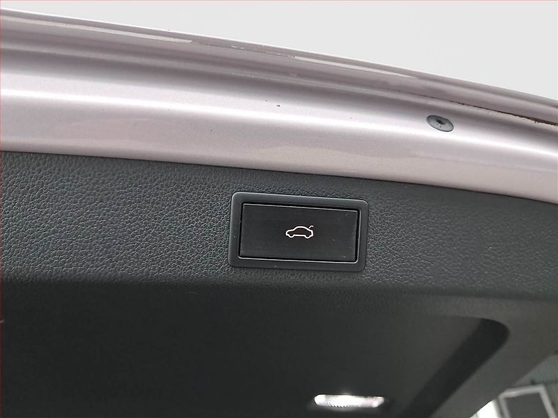 Škoda Superb (2021) Laurin&Klement 2.0 TDI - fotka 16 z 25