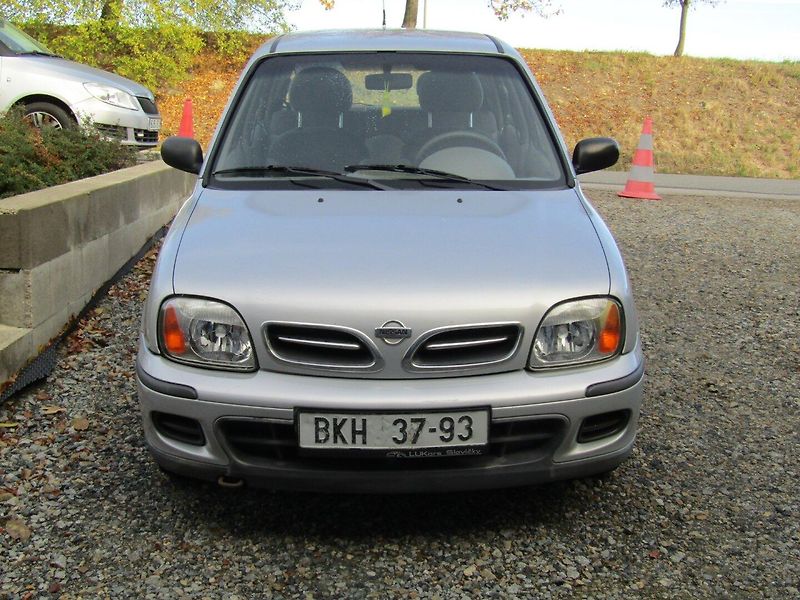 Nissan Micra (2000) 1.0 NCVT CZ PŮVOD - fotka 6 z 31