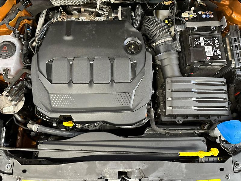 Škoda Karoq 2.0TDI DSG 110KW, TOP Selectio - fotka 21 z 25