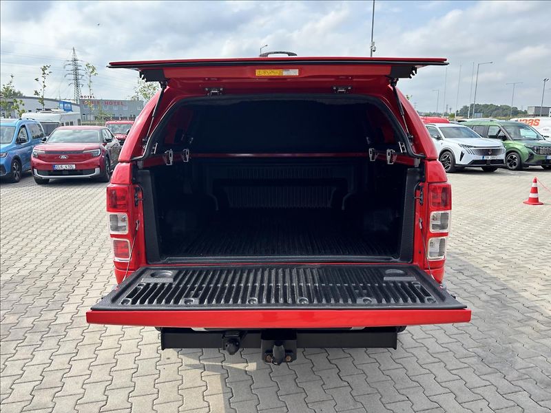 Ford Ranger 2,0 EcoBlue Limited 156kW 4x4 - fotka 9 z 44