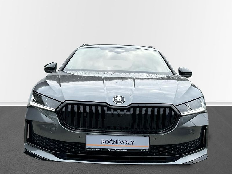 Škoda Superb Combi Sportline 2,0 TDI 110 kW - fotka 4 z 24