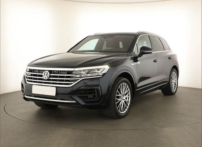 Volkswagen Touareg (2019) R-Line 3.0 TDI - fotka 2 z 29