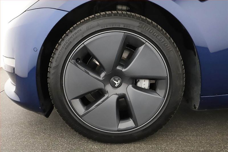 Tesla Model 3 (2020) Long Range 4WD 74kWh, SoH 91% - fotka 12 z 20