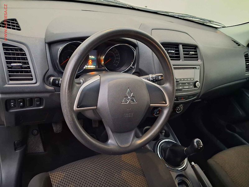 Mitsubishi ASX (2016) 1.6MIVEC, Invite - fotka 12 z 14