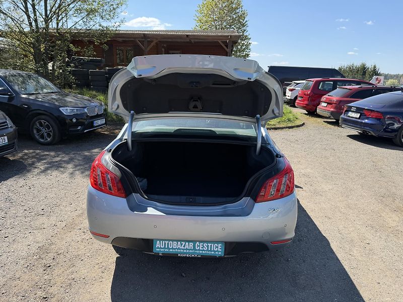 Peugeot 508 1.6 16V - fotka 7 z 19