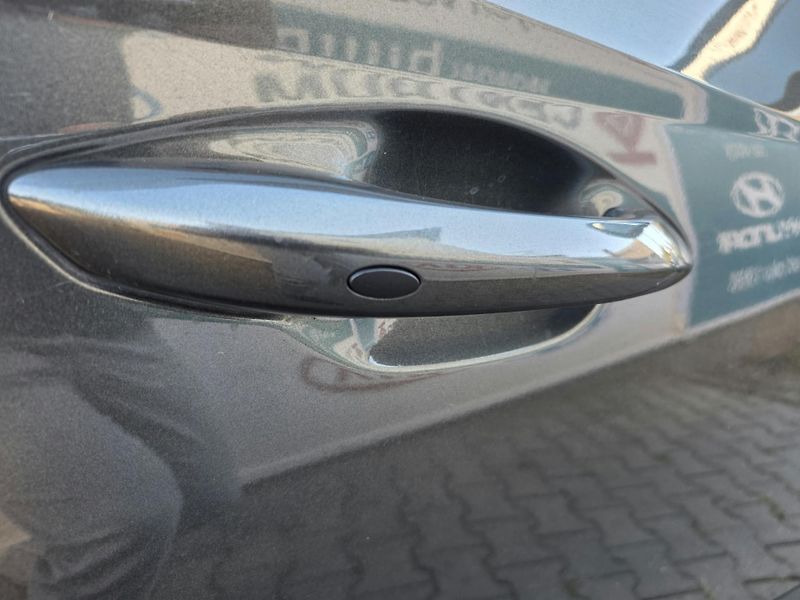 Hyundai Tucson 1.6-HYBRID-1MAJ.-DPH-V ZÁRUCE - fotka 15 z 15
