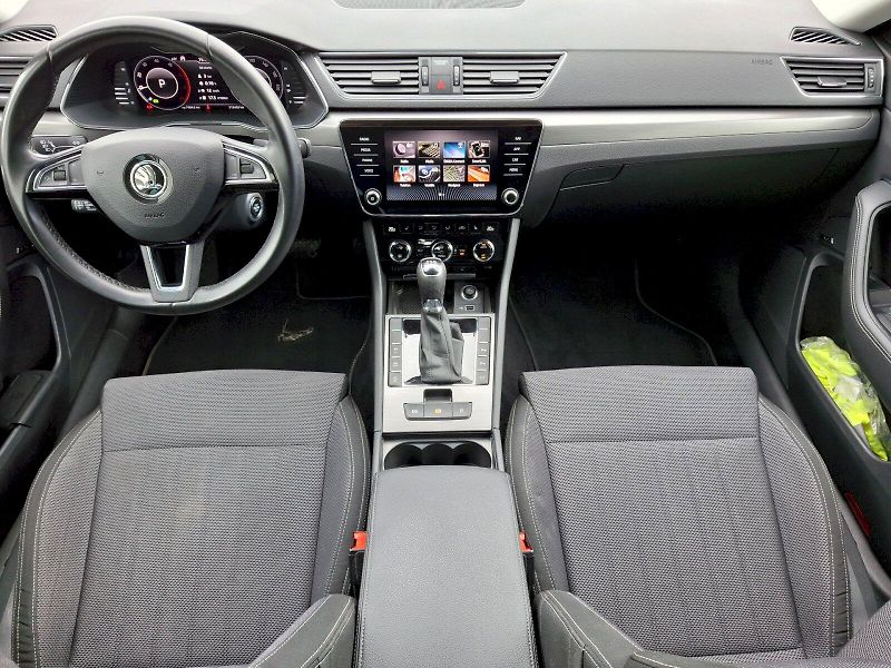 Škoda Superb (2019) Style Extra DSG 2,0TDi 140kW - fotka 5 z 35