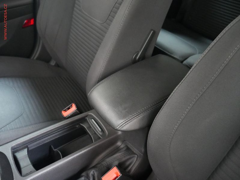 Ford Focus (2015) 1.5 EB, AC, temp - fotka 20 z 22