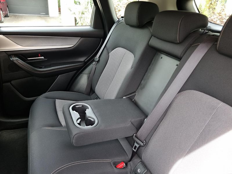 Mazda CX-60 (2022) 2.5 PHEV,EXCLUSIVE LINE,MATRIX - fotka 19 z 42