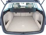 Volkswagen Passat (2013) 2.0 TDI, Automat, ČR,1.maj - náhled 16