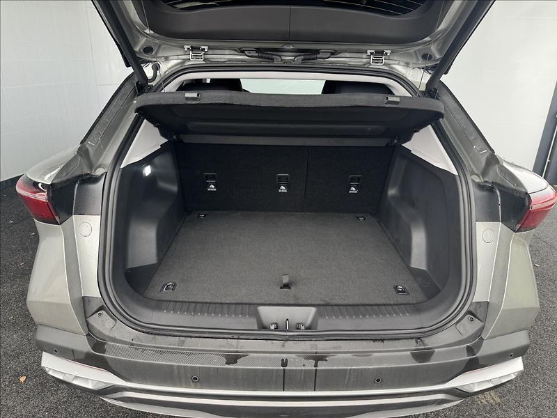 Omoda 5 (2026) 1,5 TGDi HEV PREMIUM - fotka 5 z 30
