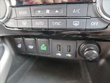 Mitsubishi Eclipse Cross 2,2  DI-D Activa+ 4x4 - náhled 13
