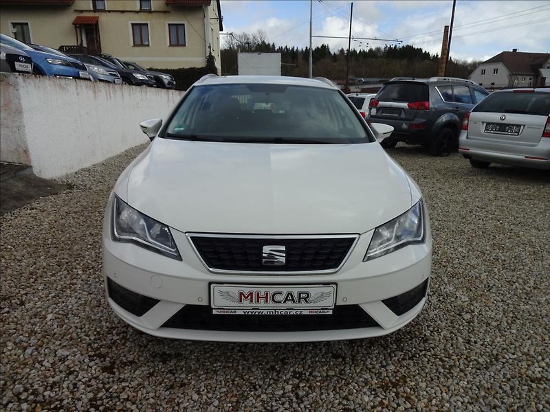 Seat Leon 1,6 TDI 85kW - fotka 2 z 55