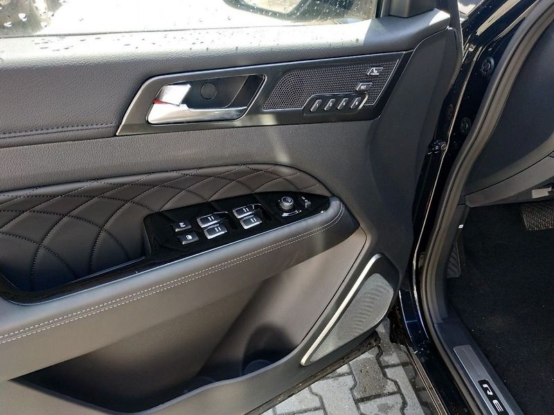 KGM Rexton 2.2 Premium 4WD, AT, SKLADEM - fotka 8 z 32