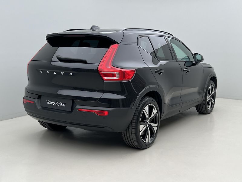 Volvo XC40 AWD TWIN MOTOR RECHARGE - fotka 13 z 44