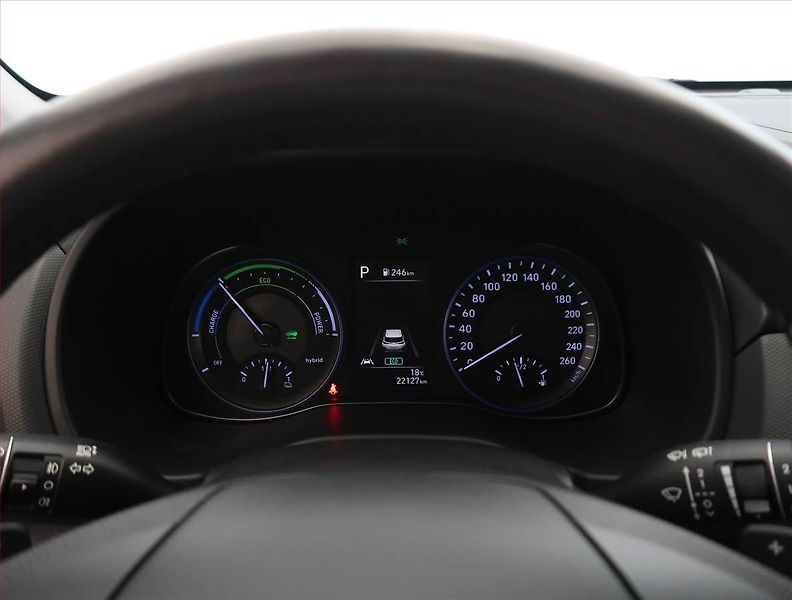 Hyundai Kona (2021) Hybrid, Automat, ČR,1.maj - fotka 11 z 22