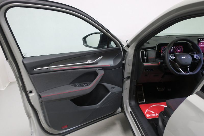 Škoda Kodiaq (2026) RS 2.0 TSI 195 kW Panorama NEW - fotka 9 z 50
