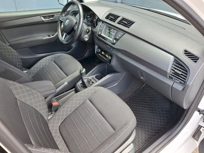 Škoda Fabia (2016) Combi Style 1.2TSi 81kW - fotka 14 z 29