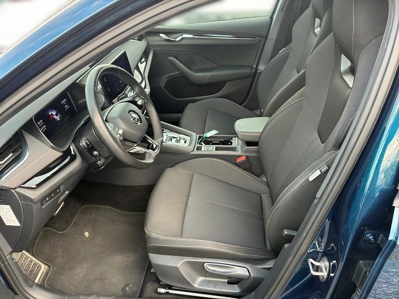 Škoda Octavia (2022) STYLE 1.5e-TEC 110kW DSG CZ - fotka 7 z 11