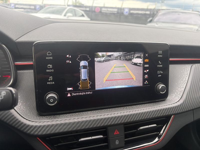 Škoda Scala 1.5TSi Monte Carlo - fotka 17 z 22